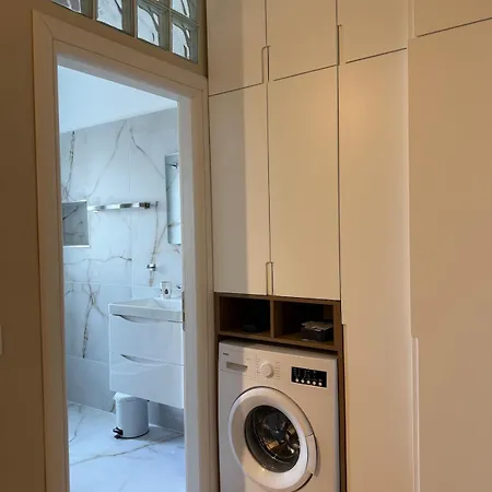아파트 B&B Apartment
